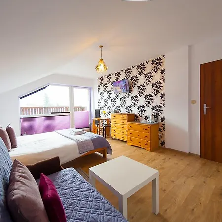 Zacisze אוסטראון