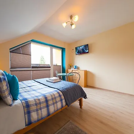 Zacisze אוסטראון